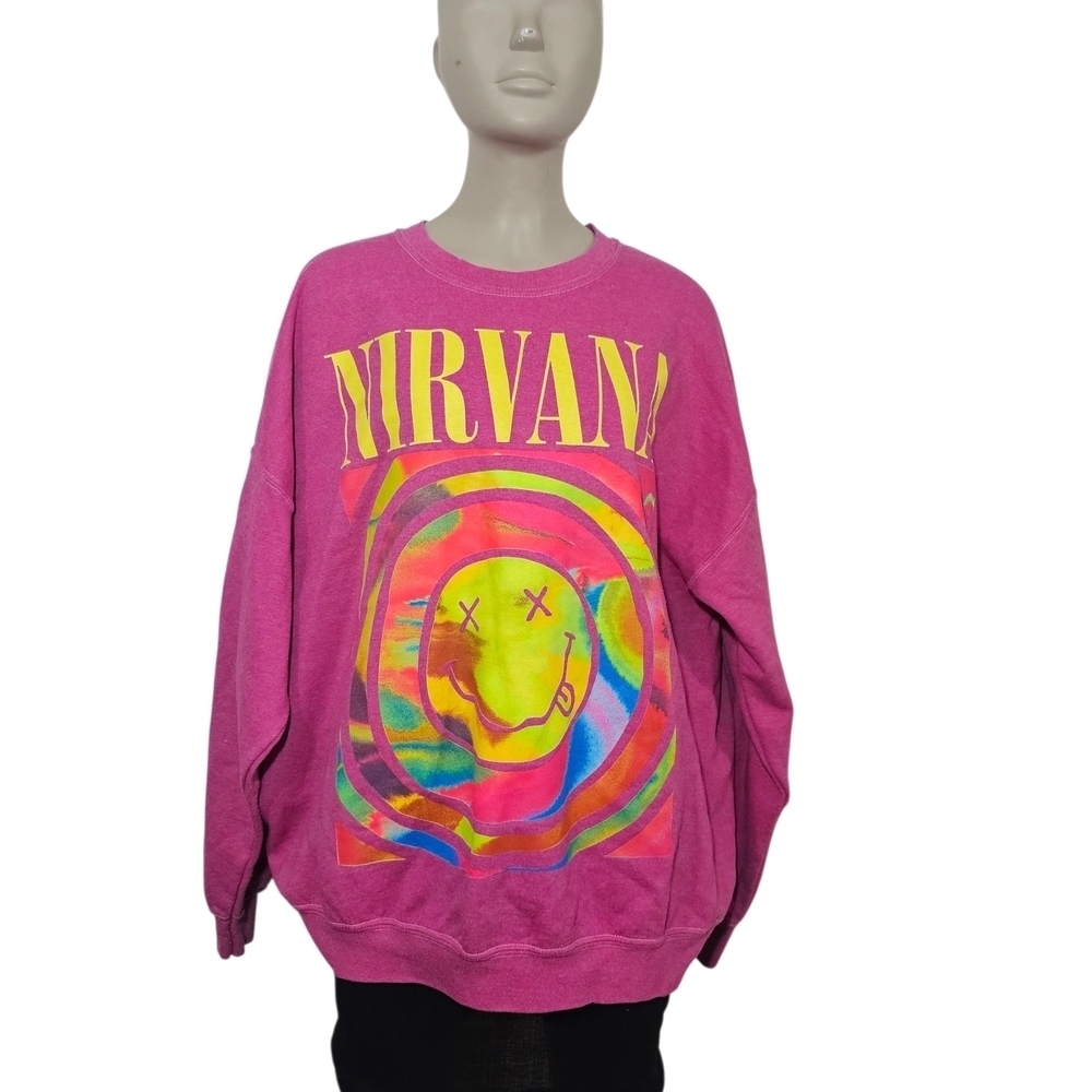 NIRVANA Magenta Graphic Top